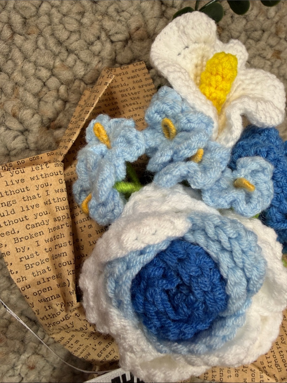 Handmade Crochet Flower Bouquet - Blue & White - Picture 3 of 5